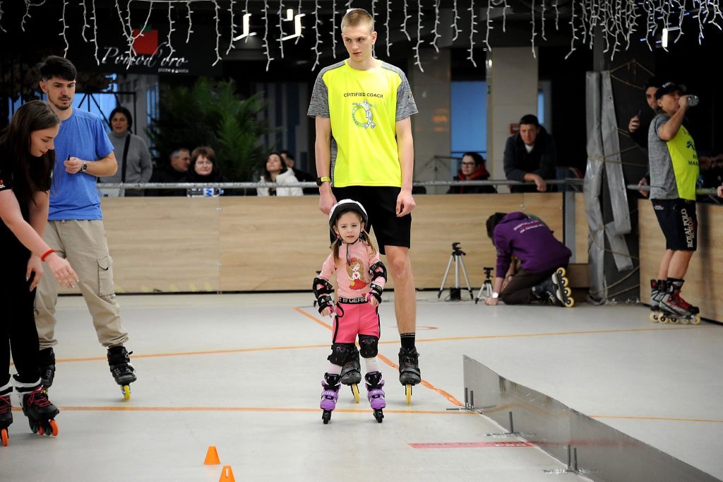 Abonament Rollerdrome – 1 lună – teren de role cu acces nelimitat – RollerPark (cu role în chirie) - imagine 10